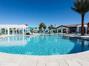 Spacious 5BR Villa with Private Pool near Disney