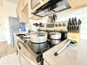 Studio Apt with City View, Rooftop and Gym