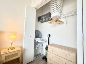 Studio Apt with City View, Rooftop and Gym