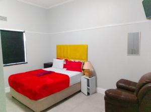 Neo & Ruks Rooms Parow 5