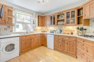 3 Bed in Beer oc-f32429