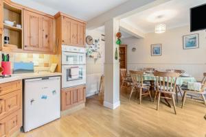 3 Bed in Beer oc-f32429