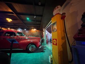 El Vagón del Tiempo-Museo Retro, Autos Clásicos