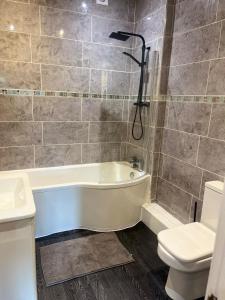 2 Bedroom Property at sovereign House free secure parking