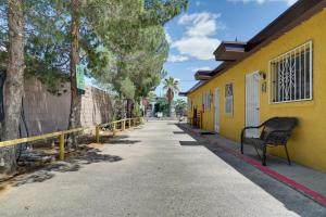 Less Than 1 Mi to University Medical Center El Paso Apt