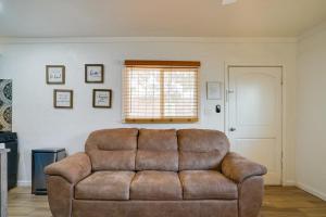 Less Than 1 Mi to University Medical Center El Paso Apt