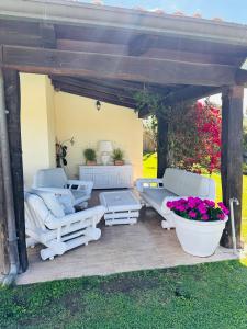 Chanel Garden Relaxation Home