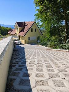 Hillhouse Novo mesto