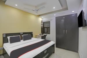 Collection O Nirvana Residency Near Lotus Temple