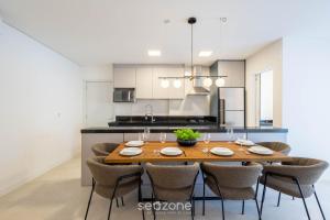 Apto c Varanda Gourmet a 550m da Praia LLE0204