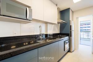 Apto c Varanda Gourmet a 550m da Praia LLE0204