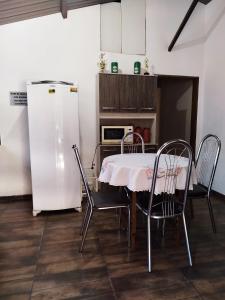 Chácara com piscina área de lazer completa estilo rústico em Socorro