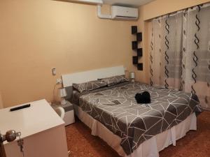 Habitación Doble con baño privado,Gandía en piso compartido con los Anfitriónes - 3hvězdičkové hotely ve městě Gandía