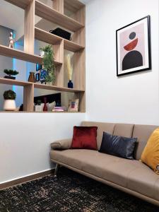 The Nest Pod - 10 Minute From Airport