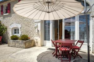 Maison de campagne climatisée avec piscine - 6 personnes - 3 chambres - Charente