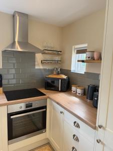 Staple Cross Cottage