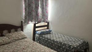 Casa ampla e com garagem