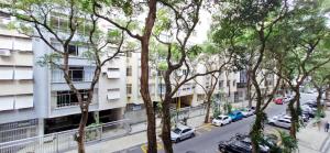 Lindo apartamento Art-déco reformado em Copacabana