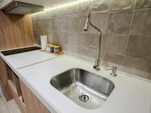 Setai Yacht Premium #307 by AcalMar Flats