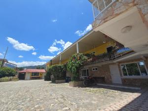Hotel Paradise Inn