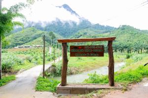 Khaosok River Stone Resort & Camp