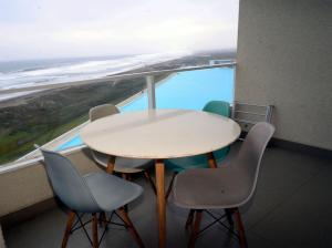 Smart Host Rentals- Tu hogar frente al Mar