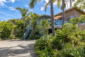 Waiheke Oasis - Your Summer Sanctuary