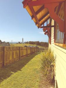 Lighthouse Cottage Pilot Hill