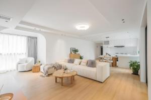 Eastern Hub - Zhongshan Park Branch Designer Boutique Home Warm two bedrooms with underfloor heating