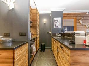 Arc 1950 - Appart 2 chambres, piscine & jacuzzi - FR-1-686-54