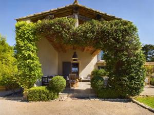Charmant Mas Provençal avec Piscine aux Alpilles - FR-1-599-122