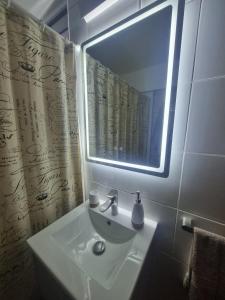 All new 3D&2B steps from the beach