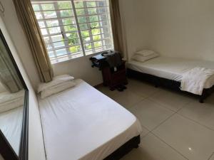 Palmont Commercial Self-Catering Apartments - Beau Vallon