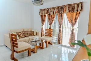 Next to Basilica 3BR terrace wifi Punta Cana 30min