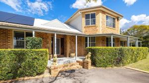 The Entertainer’s Estate with Pool