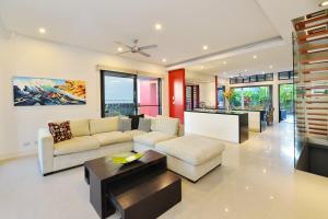 Esplanade Villa Port Douglas - Perfect location