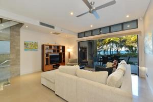Esplanade Villa Port Douglas - Perfect location
