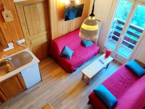 Appartement cosy 4-6 pers avec balcon proche pistes, TV, ascenseur et casier à ski - FR-1-771-37