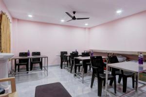 Hotel O Ss ome inn ultra luxury rooms