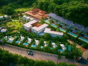 Le Resort and Villas