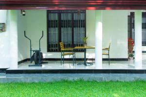 White Villa Kosgoda