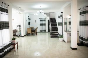 White Villa Kosgoda