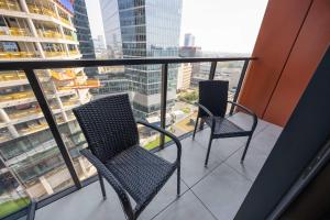 Towarowa Towers Warsaw Modern Air-Conditioned Studio by Noclegi Renters