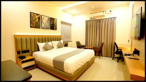 P A R K Guest House ! Premium Rooms With Family Retreat - Ubytování bez kategorie ve městě Indaur