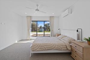 Wirilda Seaside Escape