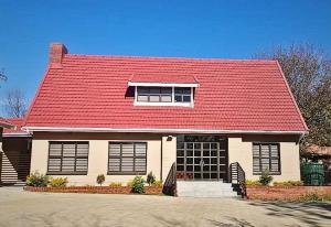 The Nelsons on 99 Smith