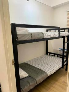 Deca Sentrio - Cozy Condo in the Heart of Naga City