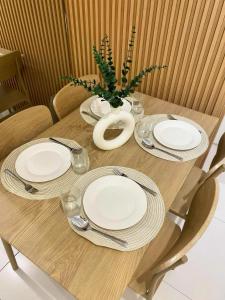 Deca Sentrio - Cozy Condo in the Heart of Naga City