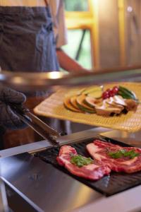 KIZUKI 子供の記憶にいつまでも思い出が残る場所 虫も天気も気にせず屋内bbq 遊具 大浴場