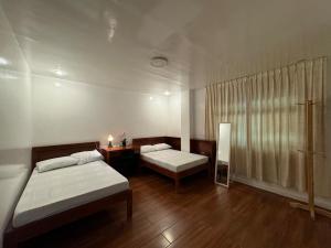 Matityahu House - Cozy, Spacious and DOT-Accredited